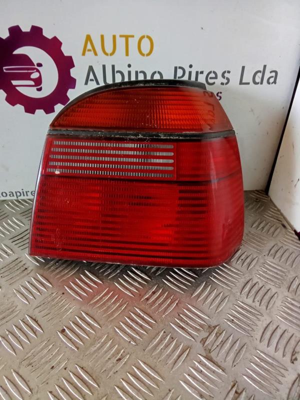 Farolim Stop Dto VOLKSWAGEN GOLF III (1H1) | 91 - 98 Imagem-1