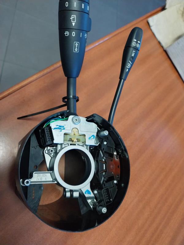 Comutador de Luzes MERCEDES-BENZ C-CLASS (W203) | 00 - 07 Imagem-1