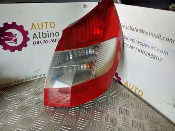 Farolim Stop Dto RENAULT - ID S_62173