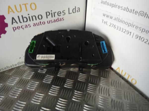 Quadrante VOLKSWAGEN PASSAT (3B3) | 00 - 05 Imagem-1