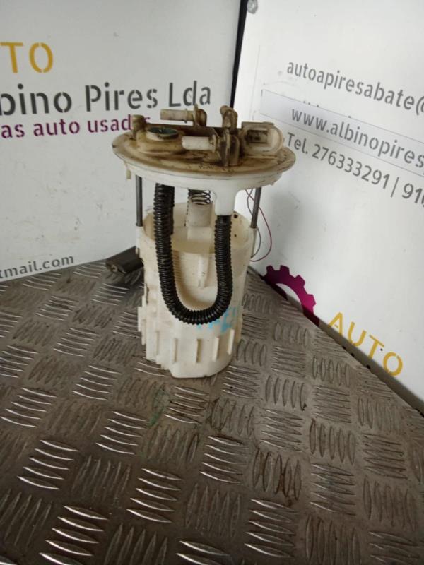 Boia do Combustível RENAULT TRAFIC II Caixa (FL) | 01 -  Imagem-1