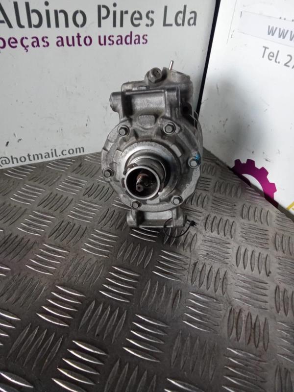 Compressor do Ar condicionado VOLKSWAGEN - ID S_62329