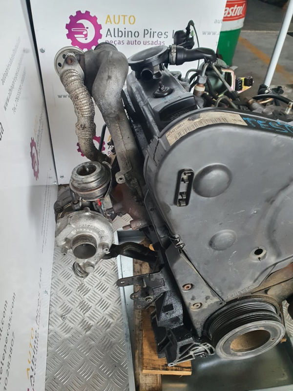 Motor Completo VOLKSWAGEN PASSAT (3A2, 35I) | 88 - 97 Imagem-3