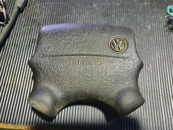Driver Airbag VOLKSWAGEN GOLF III (1H1) | 91 - 98