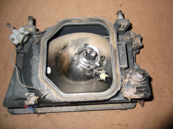 Right Headlight  TATA (TELCO) PICKUP (40_FD) | 99 - 11 Imagem-1