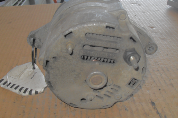 Alternador OPEL CORSA A Hatchback (S83) | 82 - 93 Imagem-1