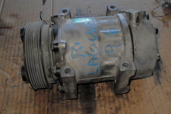 Compressor do Ar condicionado RENAULT LAGUNA I (B56_, 556_) | 93 - 02 Imagem-3