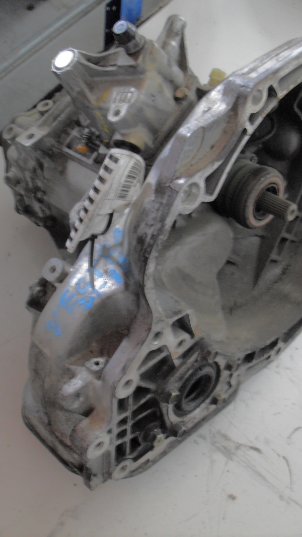 Caixa de Velocidades OPEL VECTRA B Hatchback (J96) | 95 - 03 Imagem-1