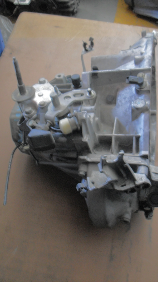 Caixa de Velocidades PEUGEOT 406 (8B) | 95 - 05 Imagem-1
