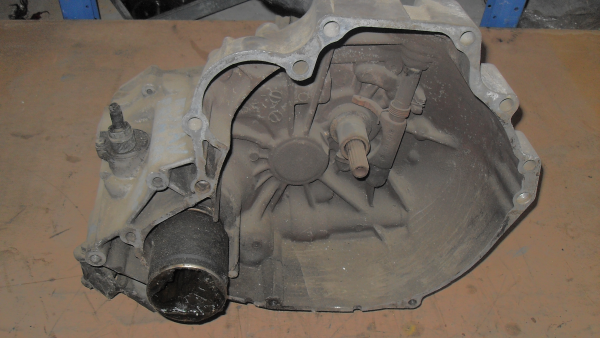 Caixa de Velocidades NISSAN PRIMERA Hatchback (P10) | 90 - 96