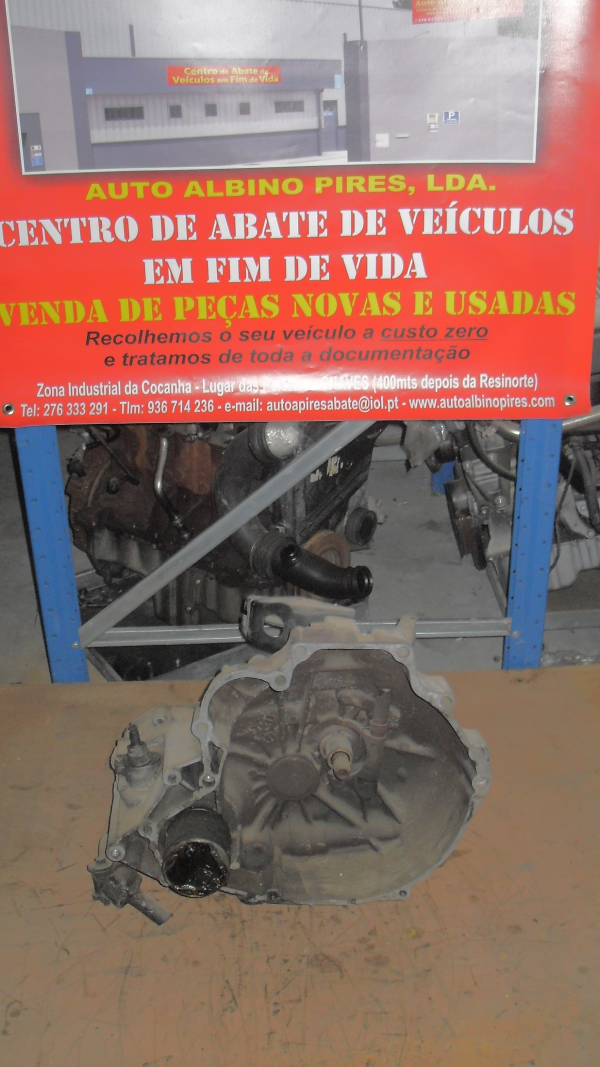 Caixa de Velocidades NISSAN PRIMERA Hatchback (P10) | 90 - 96 Imagem-3