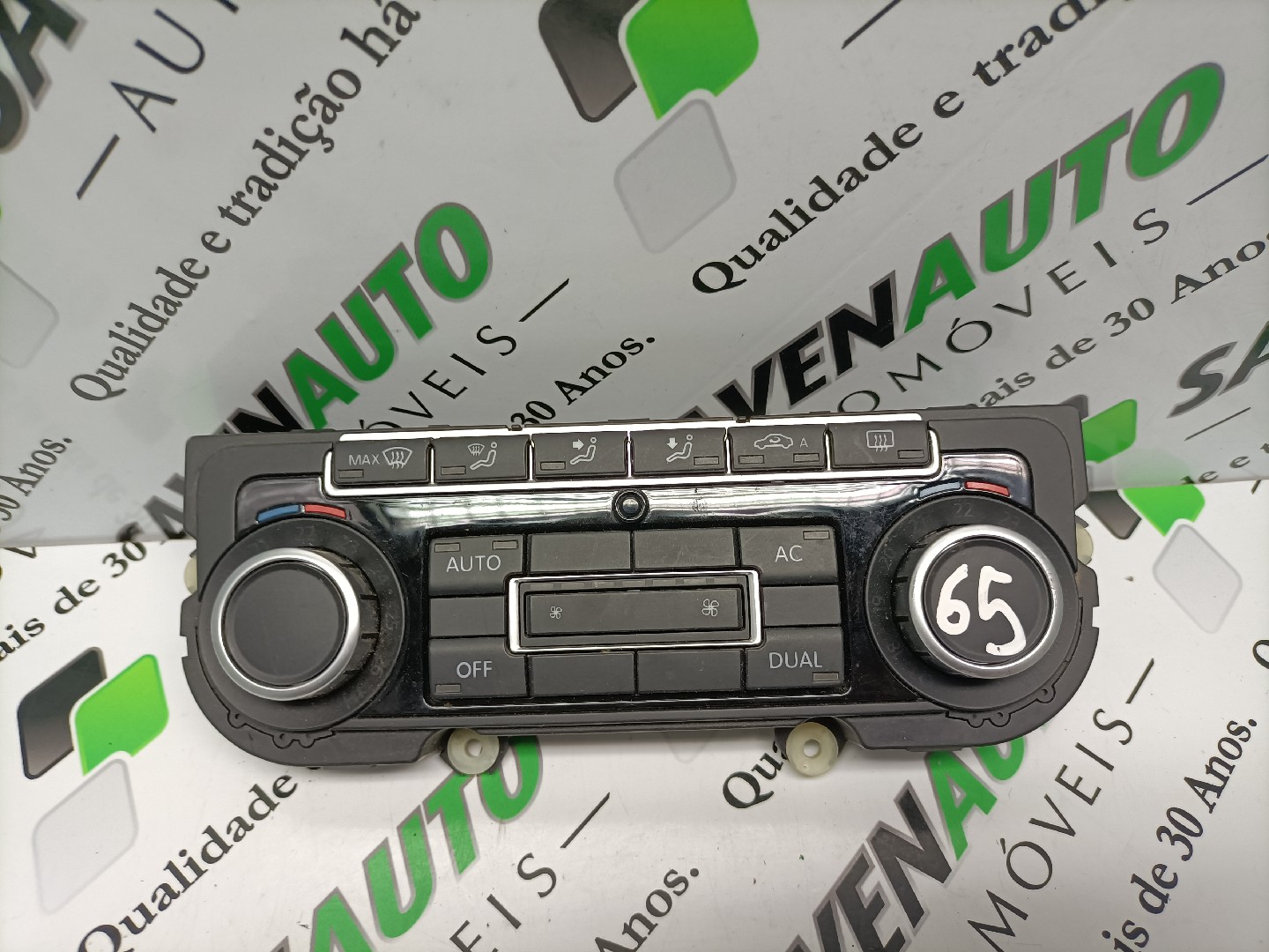 Comando / Botão de Sofagem / Climatronic VOLKSWAGEN GOLF VI (5K1) | 08 - 14