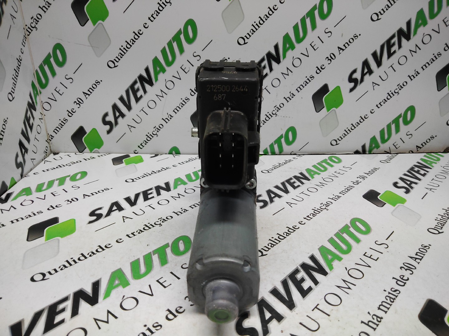 Motor Elevador Trás Direito FORD FOCUS Caixa/Combi (DNW) | 98 - 05 Imagem-4 Motor Elevador Trás Direito FORD FOCUS Caixa/Combi (DNW) | 98 - 05 Imagem-4