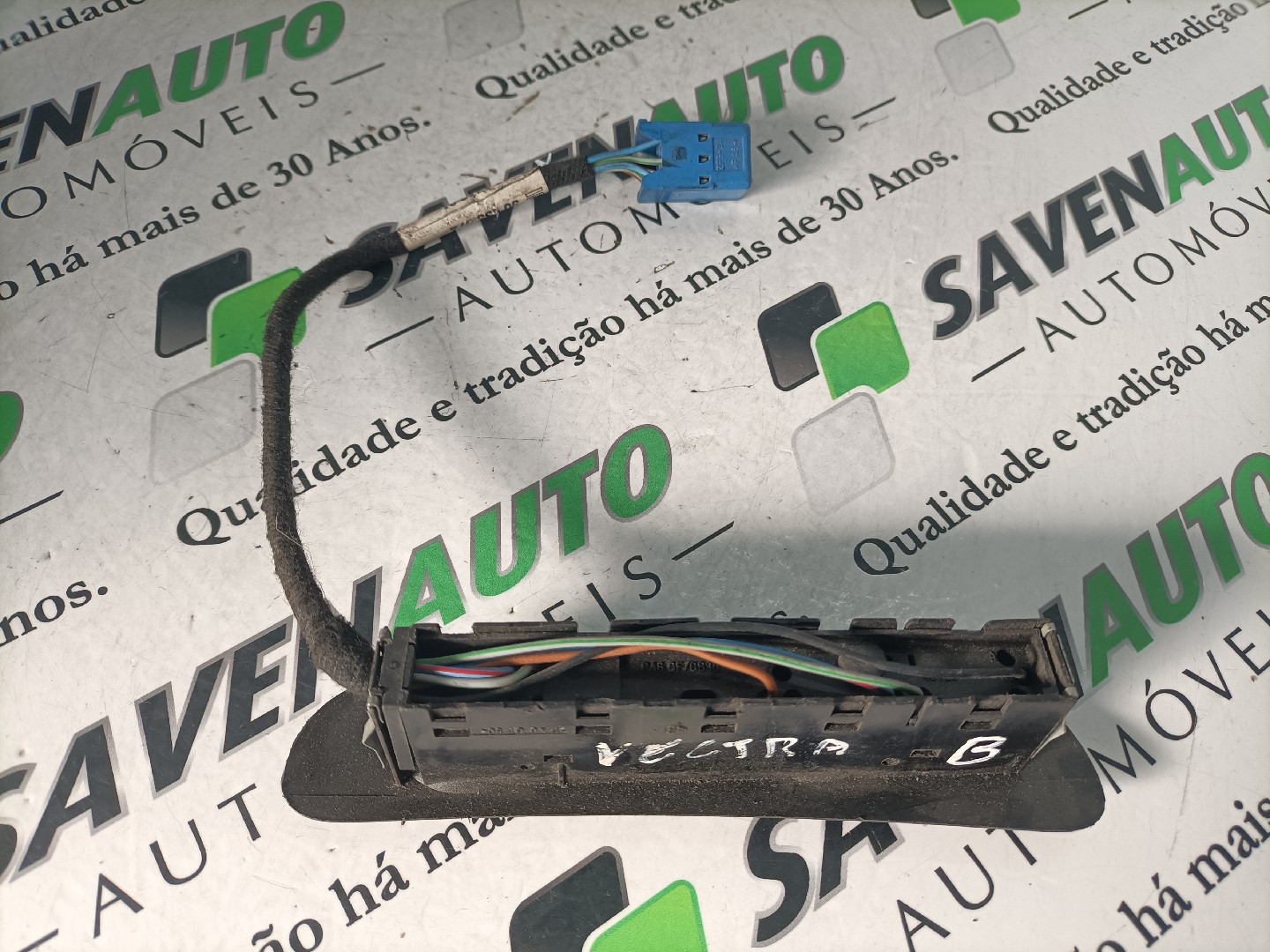 Botão / Botões / Comutador Vidro Esq OPEL VECTRA B (J96) | 95 - 04 Imagem-1