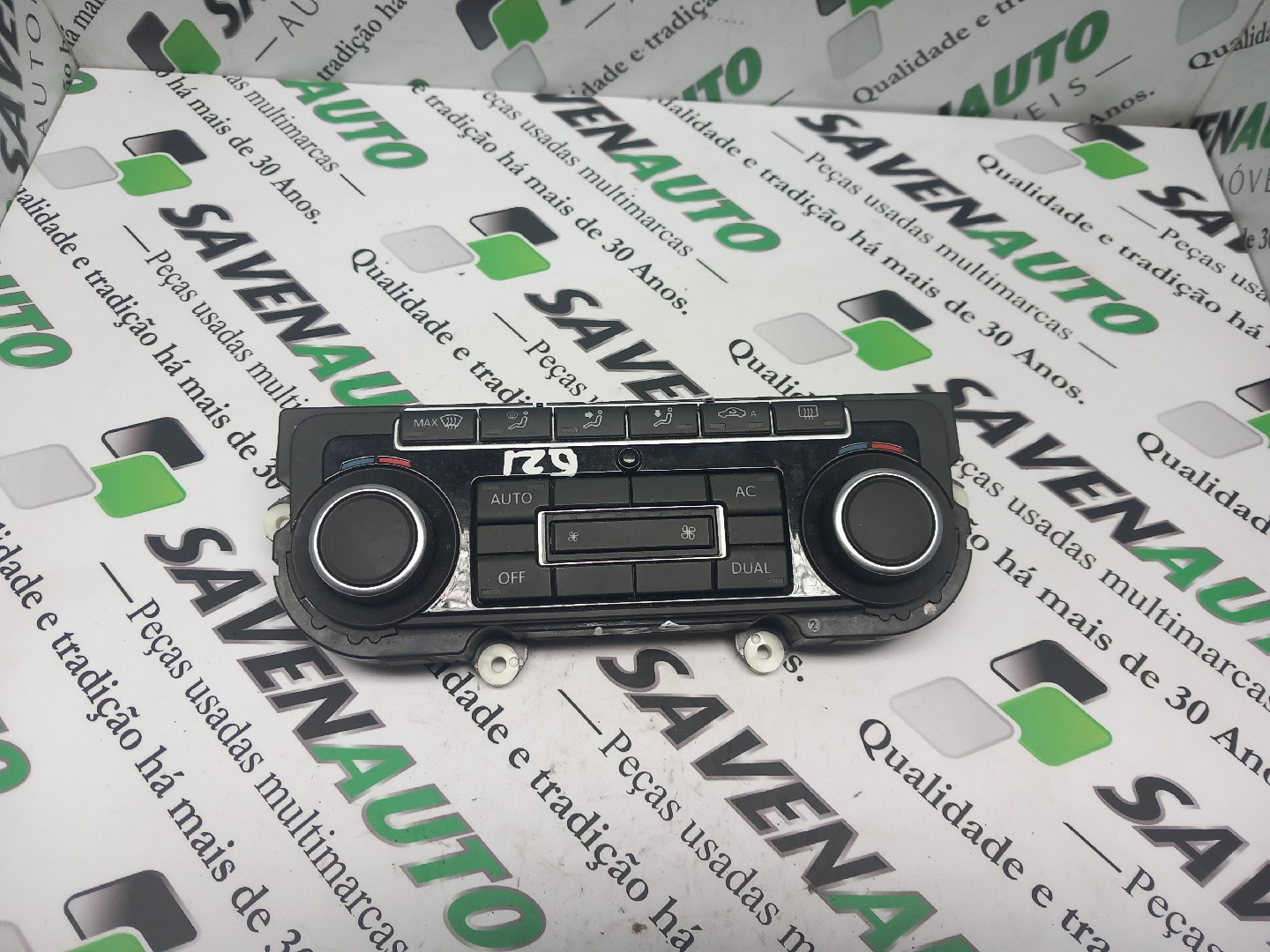 Comando / Botão de Sofagem / Climatronic VOLKSWAGEN GOLF VI (5K1) | 08 - 14