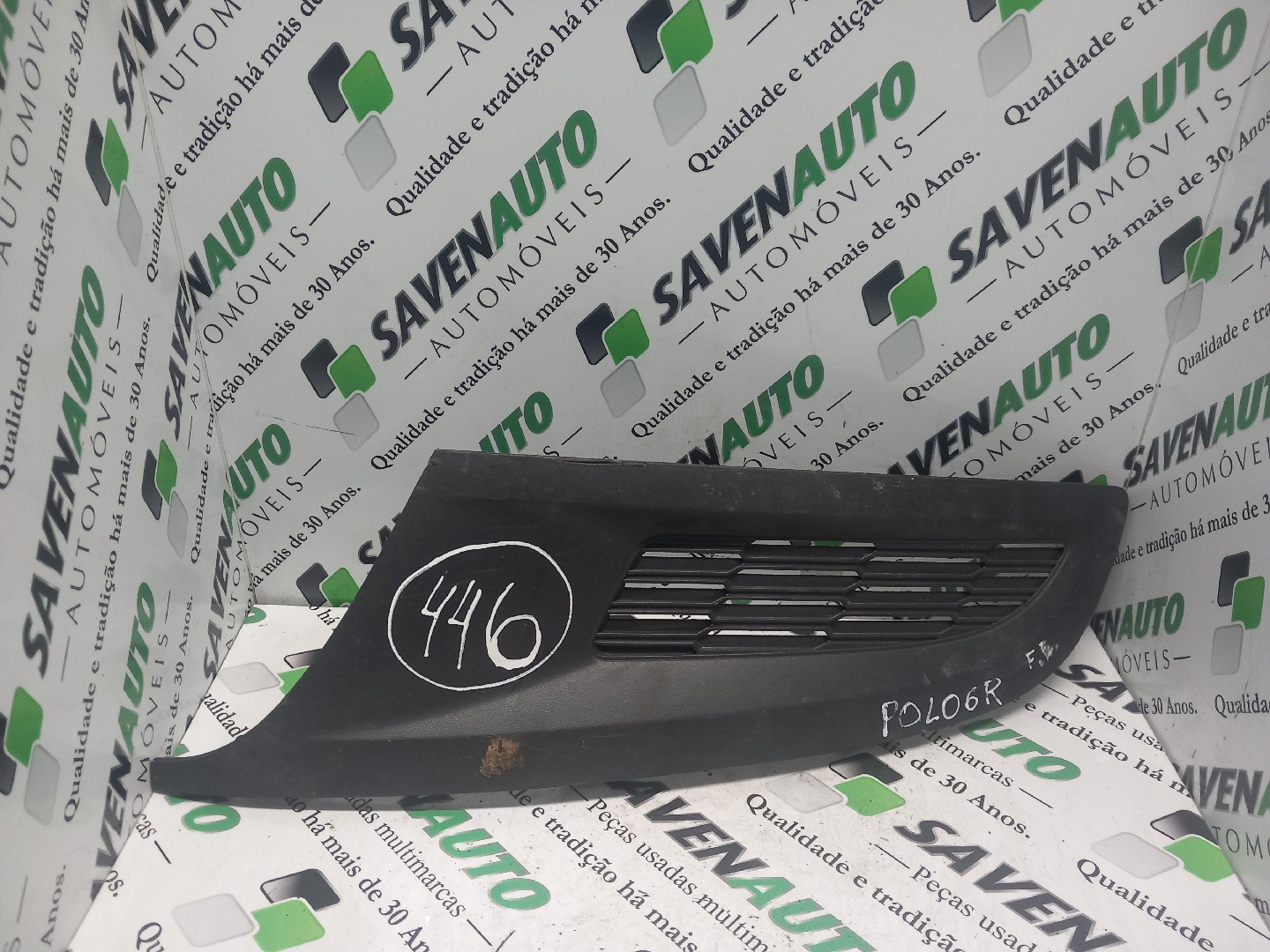 Grelha Frente / Frontal VOLKSWAGEN POLO (6R1, 6C1) | 09 - 