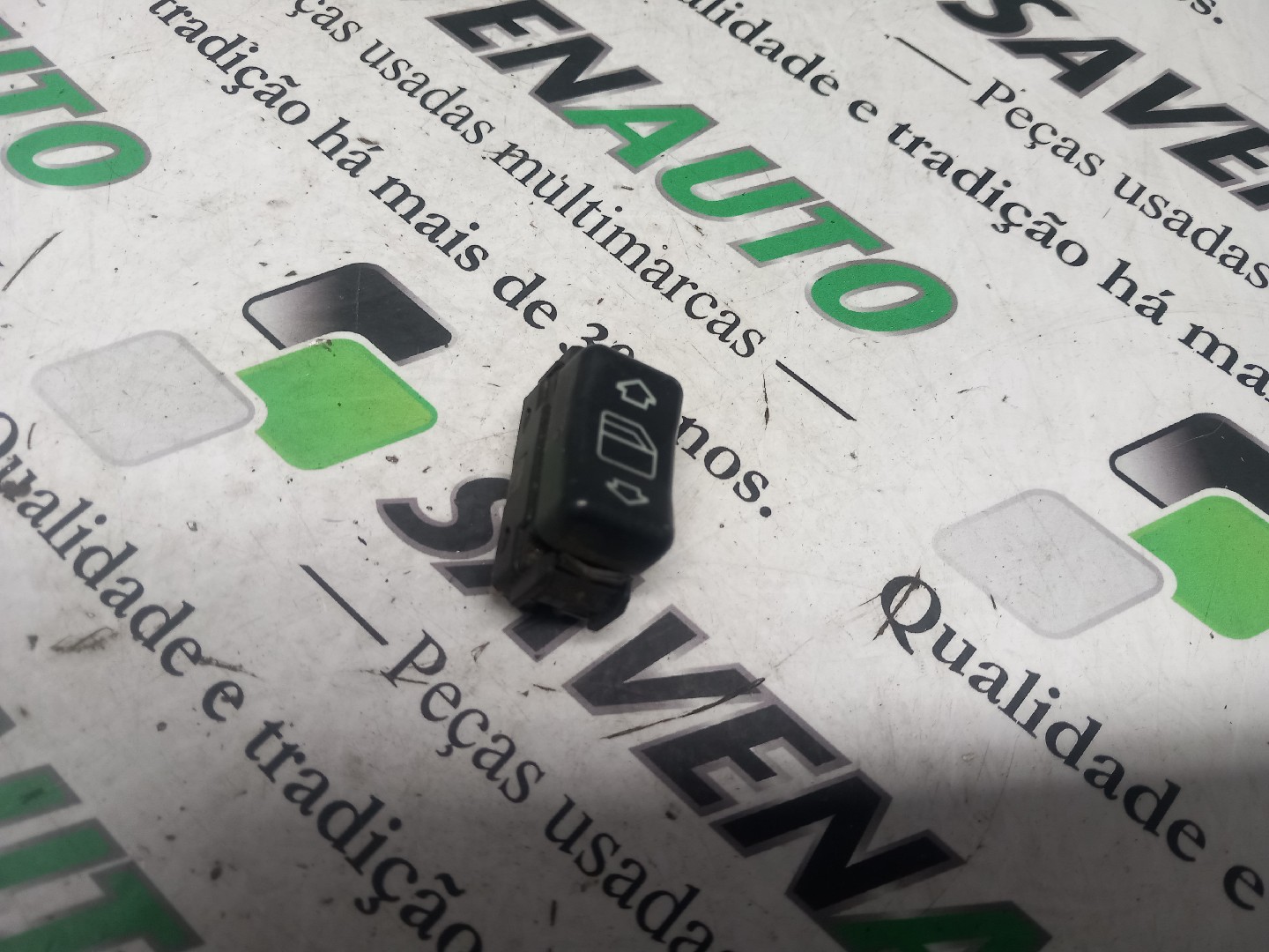 Botão / Botões / Comutador Vidro Dto MERCEDES-BENZ C-CLASS (W202) | 93 - 00