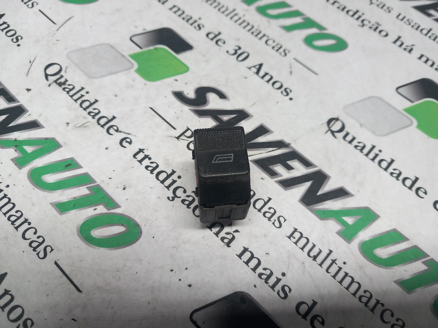 Botão / Botões / Comutador Vidro Dto SEAT IBIZA II (6K1) | 93 - 02