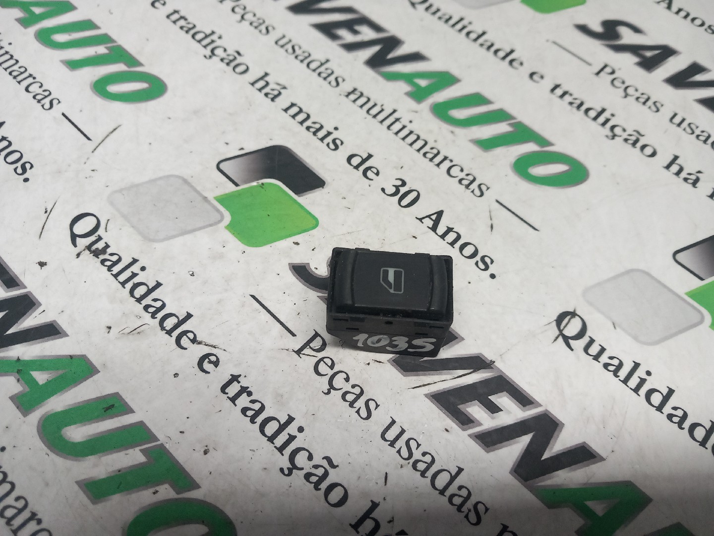 Botão / Botões / Comutador Vidro Dto VOLKSWAGEN PASSAT (3B3) | 00 - 05