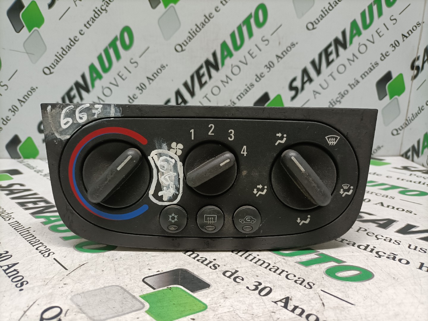 Comando / Botão de Sofagem / Climatronic OPEL CORSA C (X01) | 00 - 09