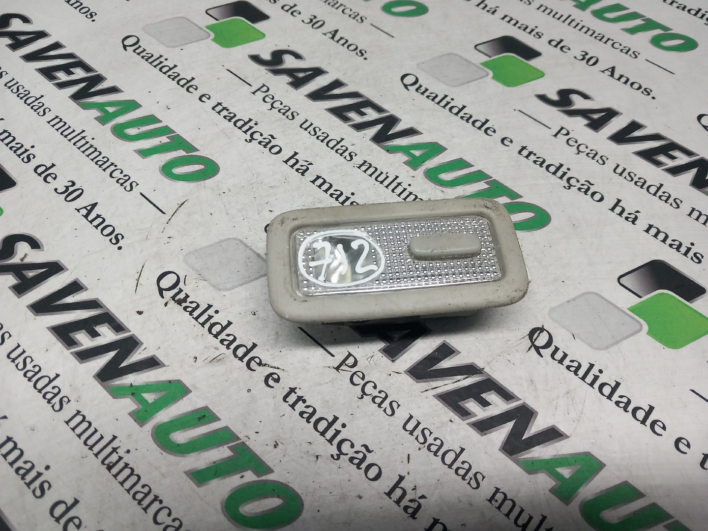 Plafonier / Botão Luz Tecto CITROEN C3 II (SC_) | 09 - 