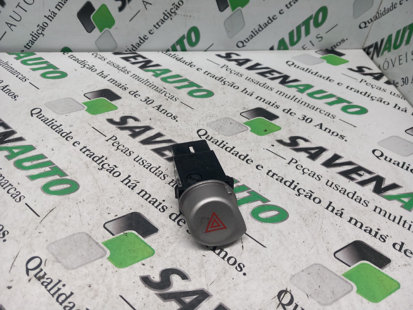 Botão de 4 Piscas HYUNDAI i20 (PB, PBT) | 08 - 