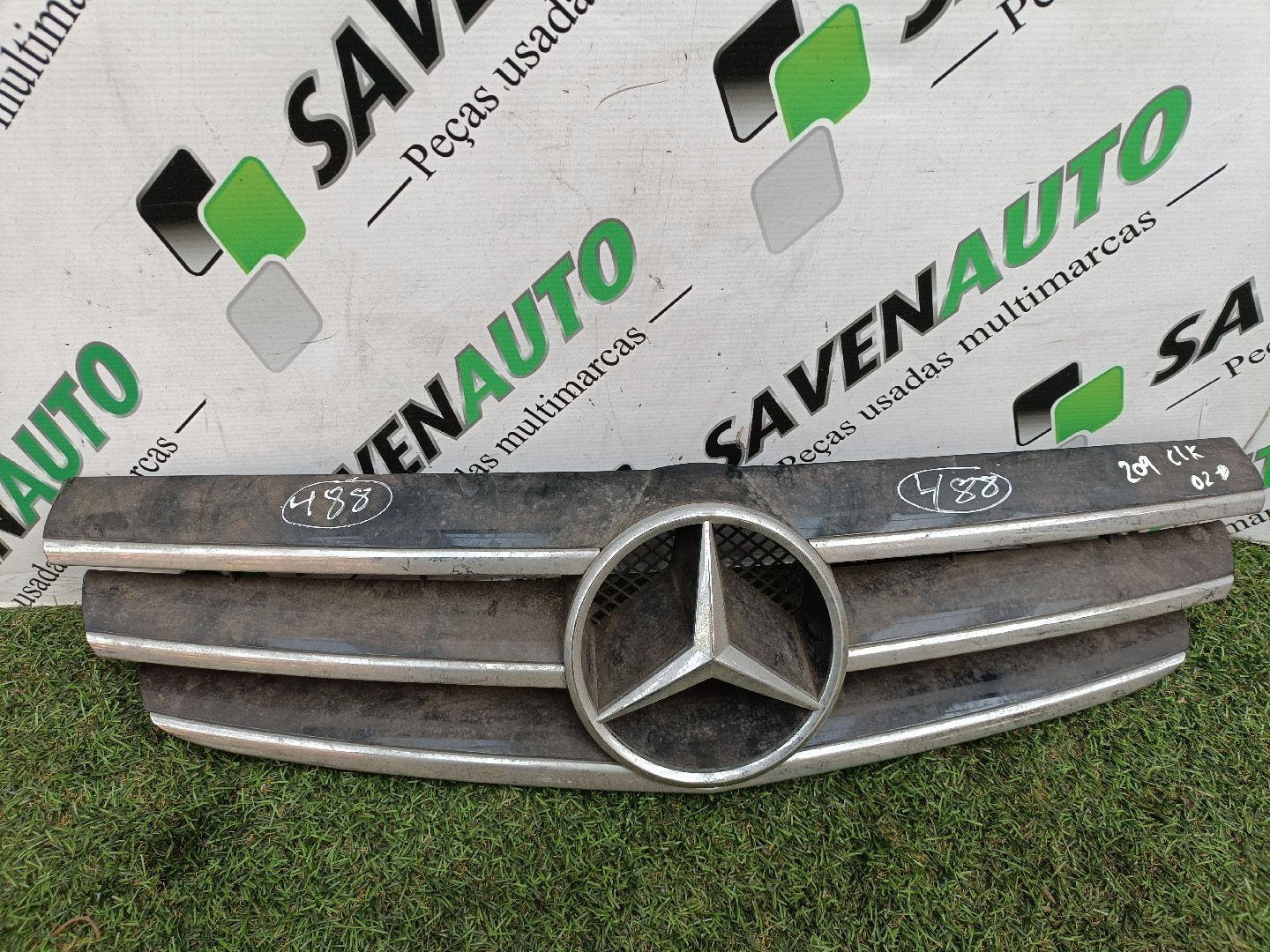 Grelha Frente / Frontal MERCEDES-BENZ CLK (C209) | 02 - 10