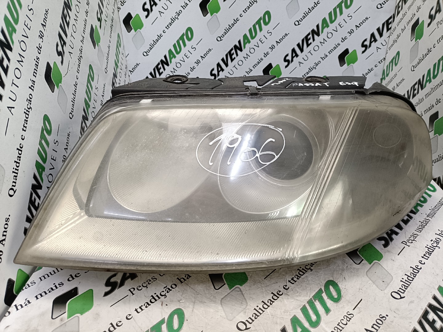 Farol Esq VOLKSWAGEN PASSAT (3B3) | 00 - 05