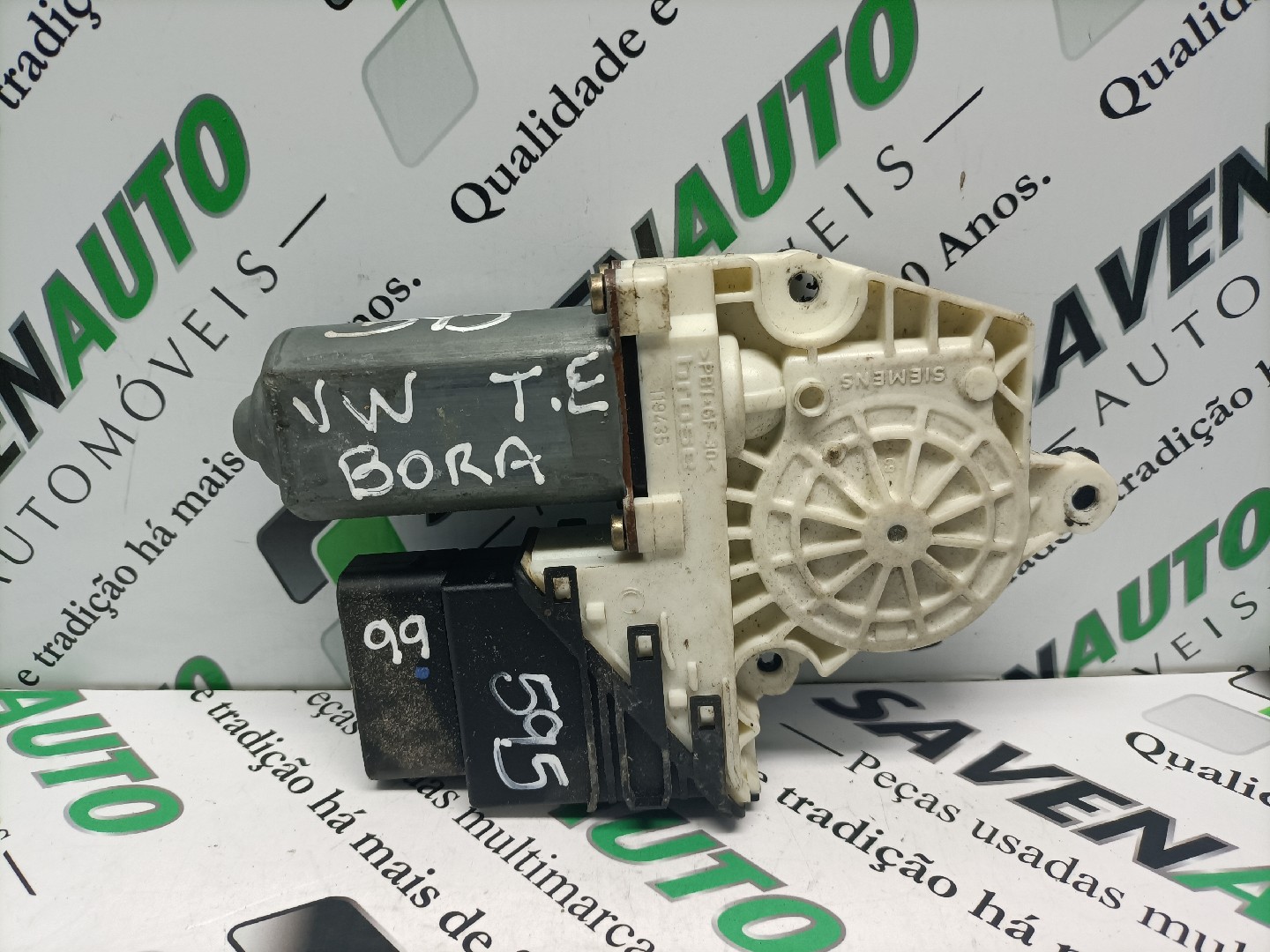 Motor Elevador Trás Esquerdo VOLKSWAGEN BORA (1J2) | 98 - 13