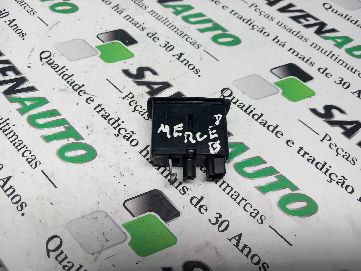 Botão / Botões / Comutador Vidro Esq MERCEDES-BENZ B-CLASS (W245) | 05 - 11 Imagem-1