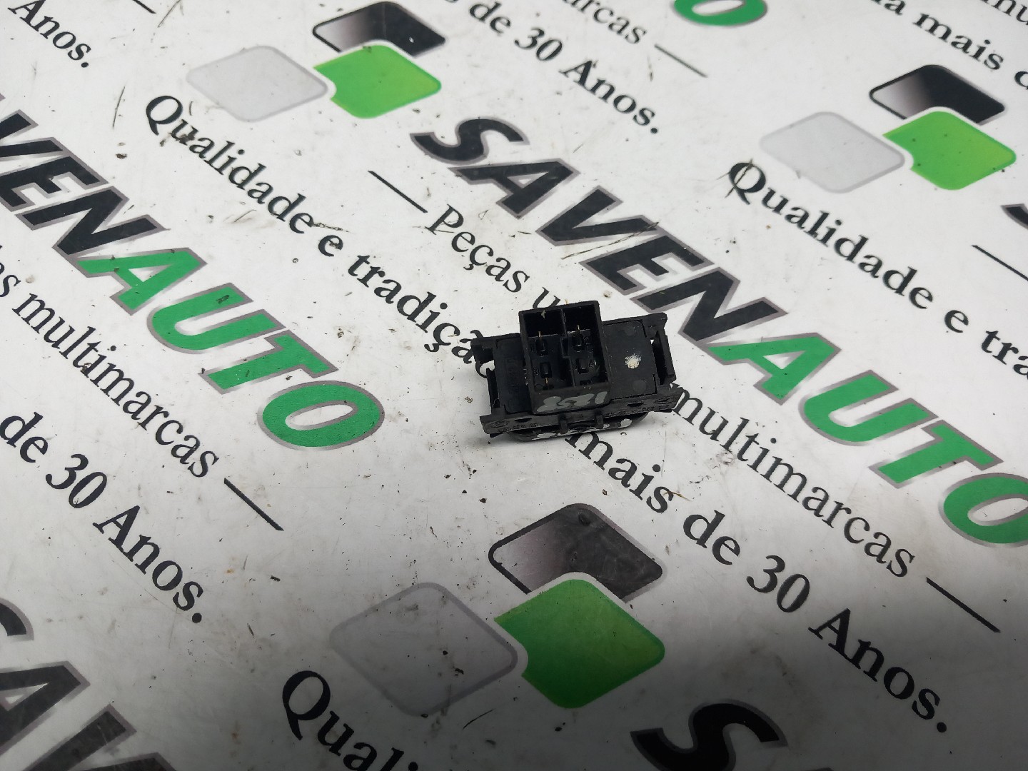 Botão / Botões / Comutador Vidro Esq MERCEDES-BENZ E-CLASS (W210) | 95 - 03 Imagem-2