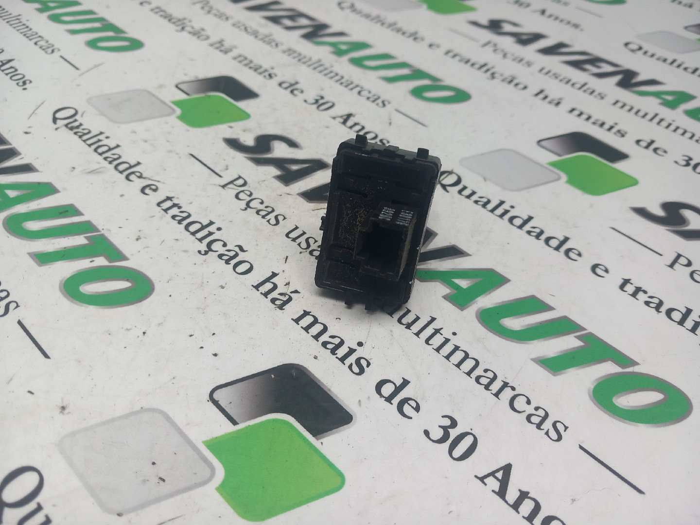 Botão / Botões / Comutador Vidro Dto RENAULT MEGANE III Hatchback (BZ0/1_) | 08 -  Imagem-2