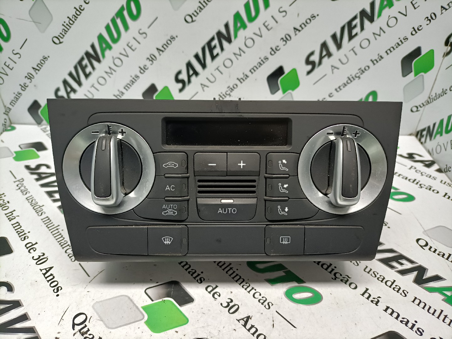 Comando / Botão de Sofagem / Climatronic AUDI A3 Sportback (8PA) | 04 - 15