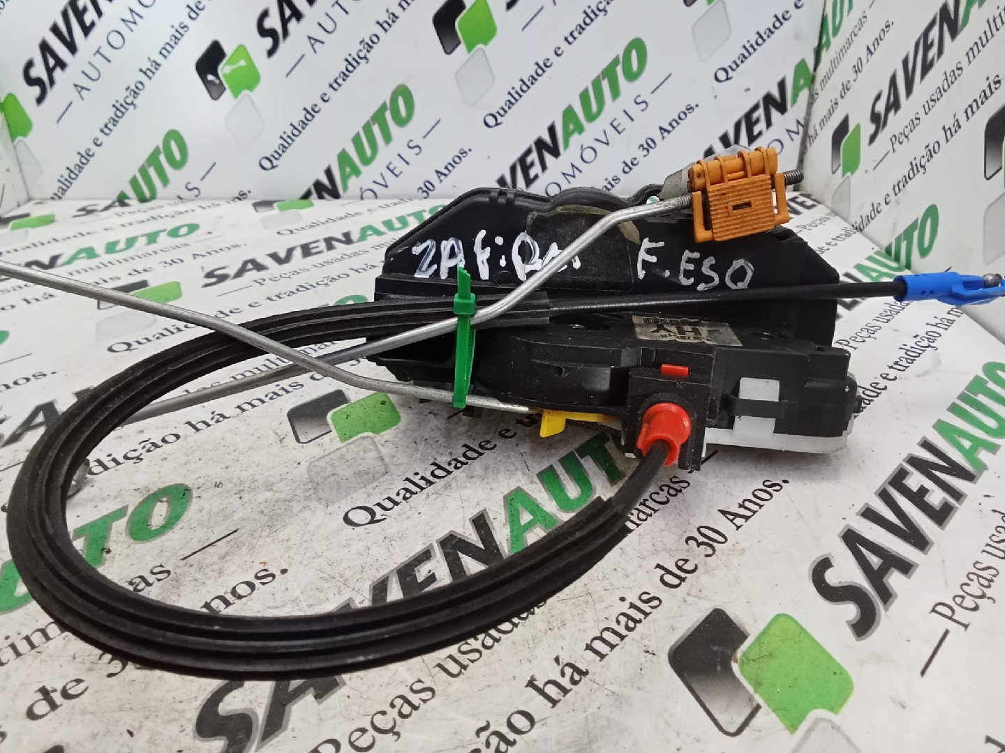 Fecho / Fechadura Porta Frente Esq OPEL ZAFIRA / ZAFIRA FAMILY B (A05) | 05 - 19