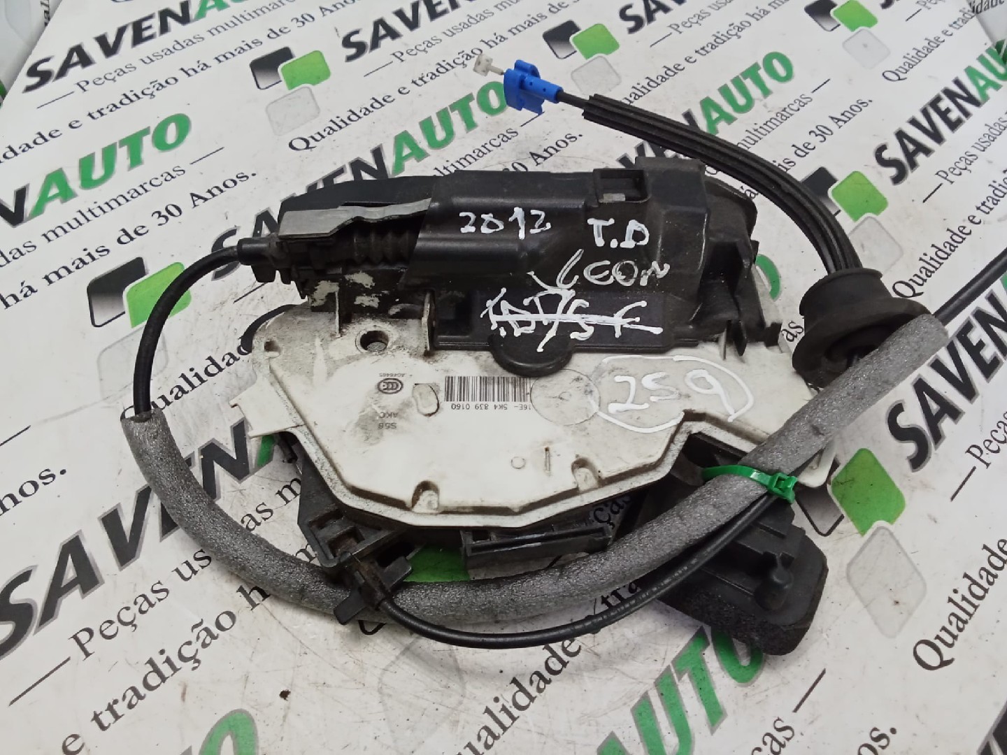 Fecho / Fechadura Porta Trás Dto SEAT LEON (5F1) | 12 - 