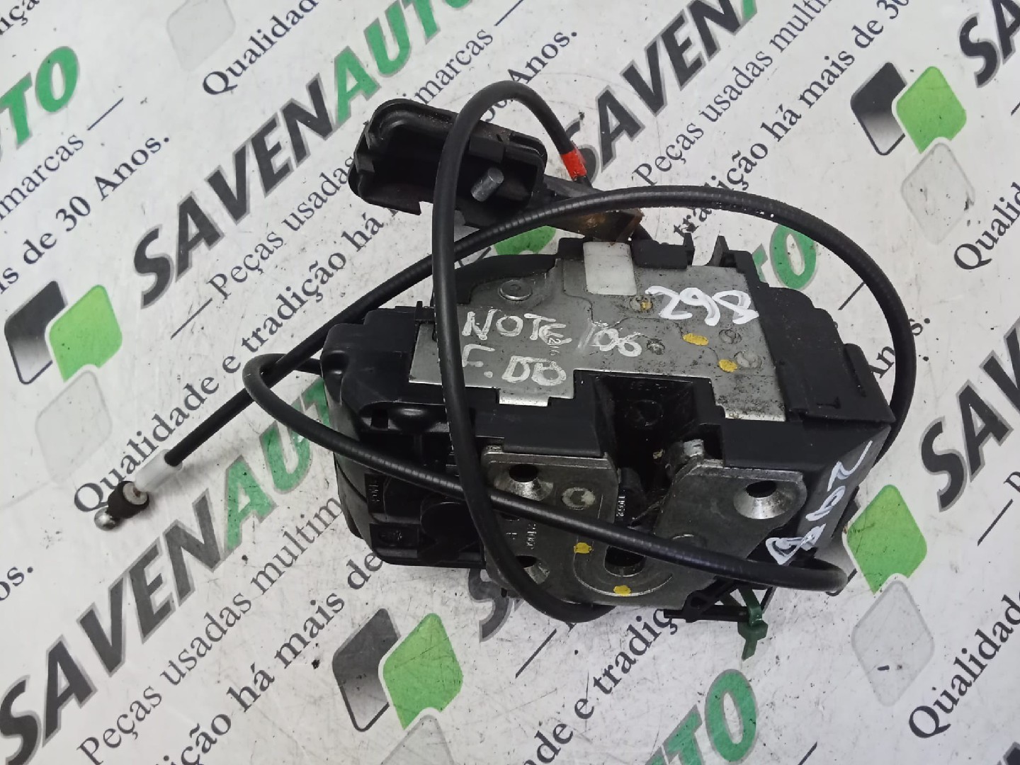 Fecho / Fechadura Porta Frente Dto NISSAN NOTE (E11, NE11) | 05 - 13