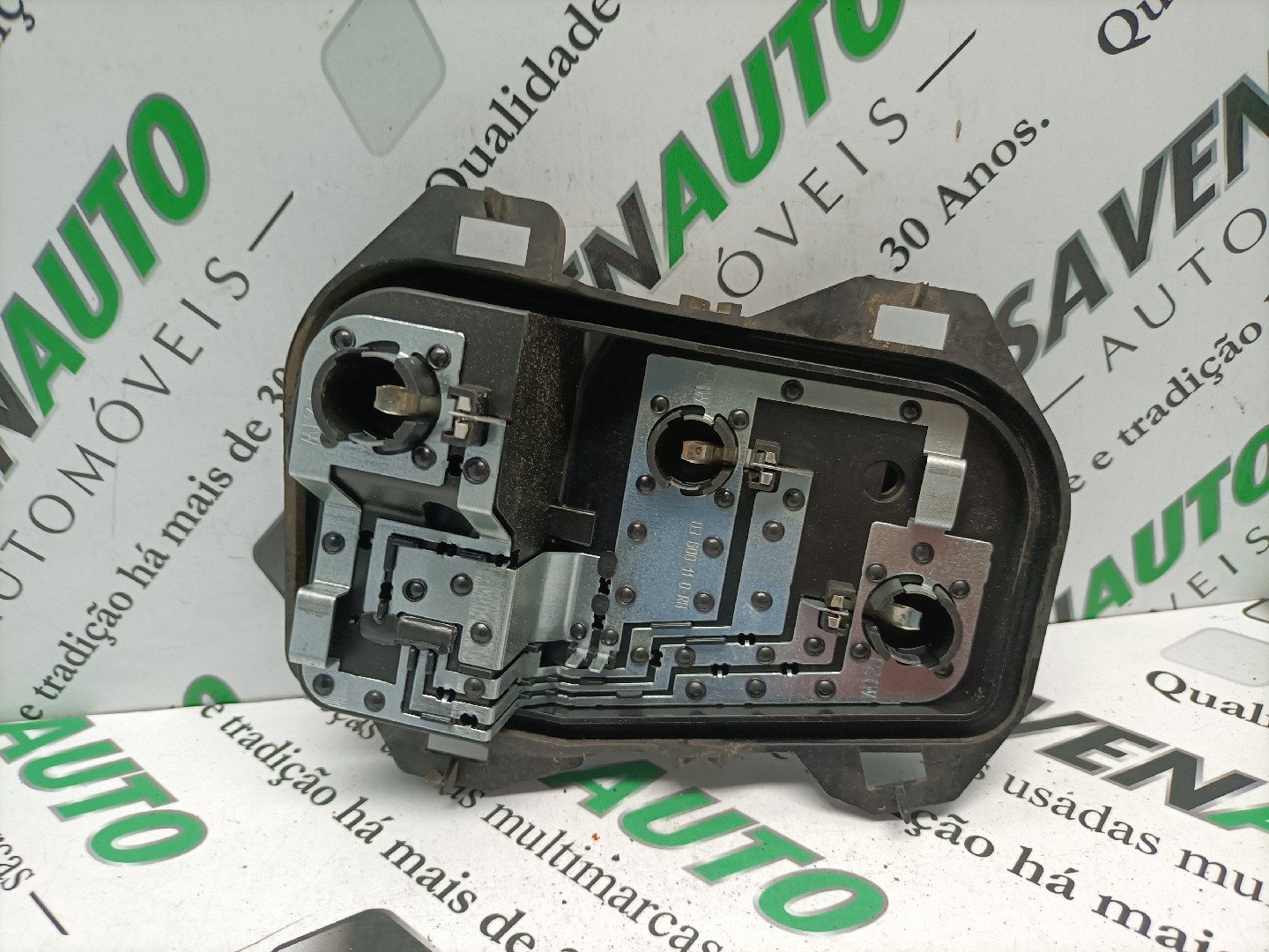 Suporte Lâmpadas Farolim BMW 1 (F20) | 11 - 19