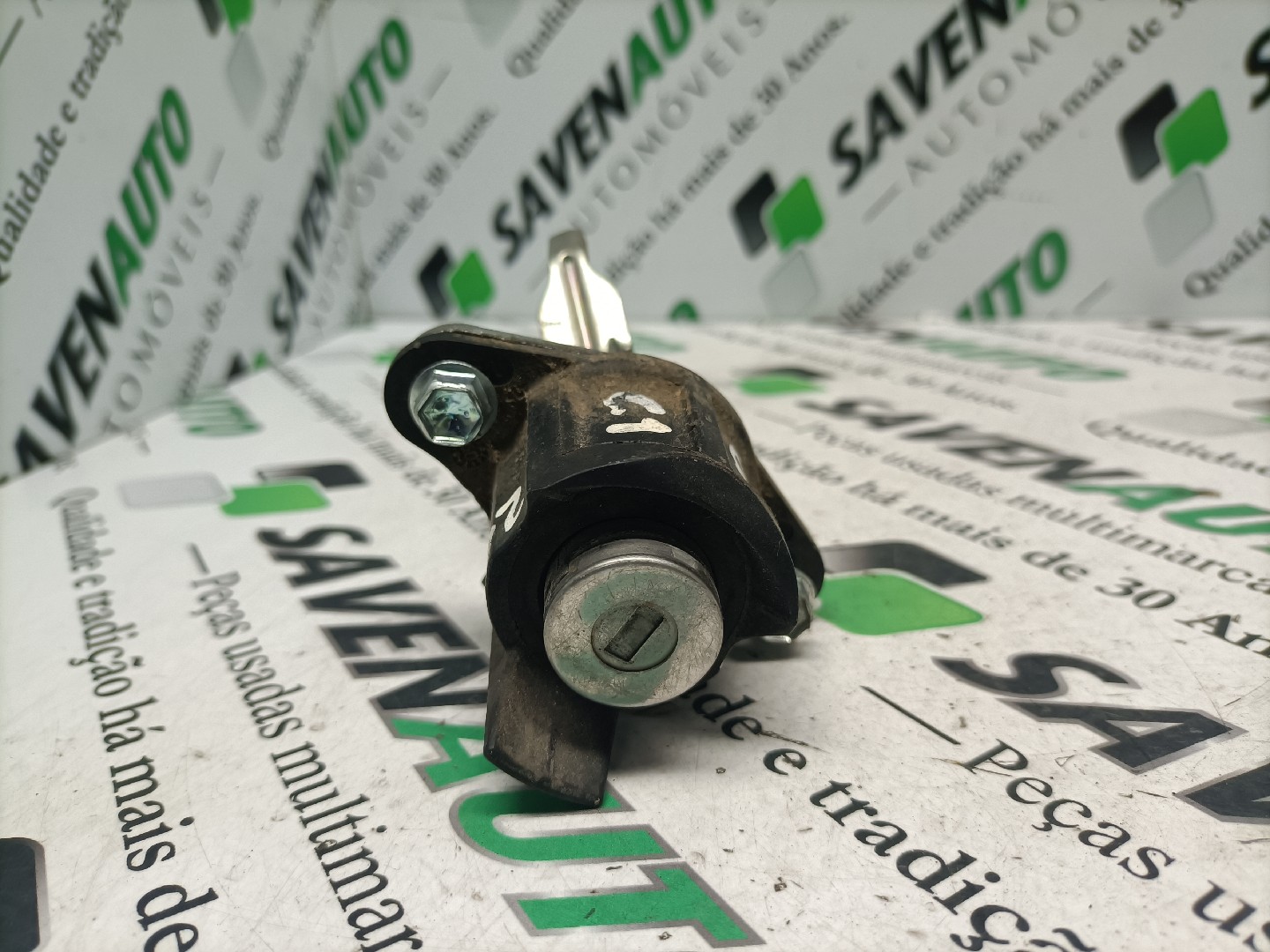 Interruptor / Switch / Botão da Mala CITROEN C1 (PM_, PN_) | 05 - 14