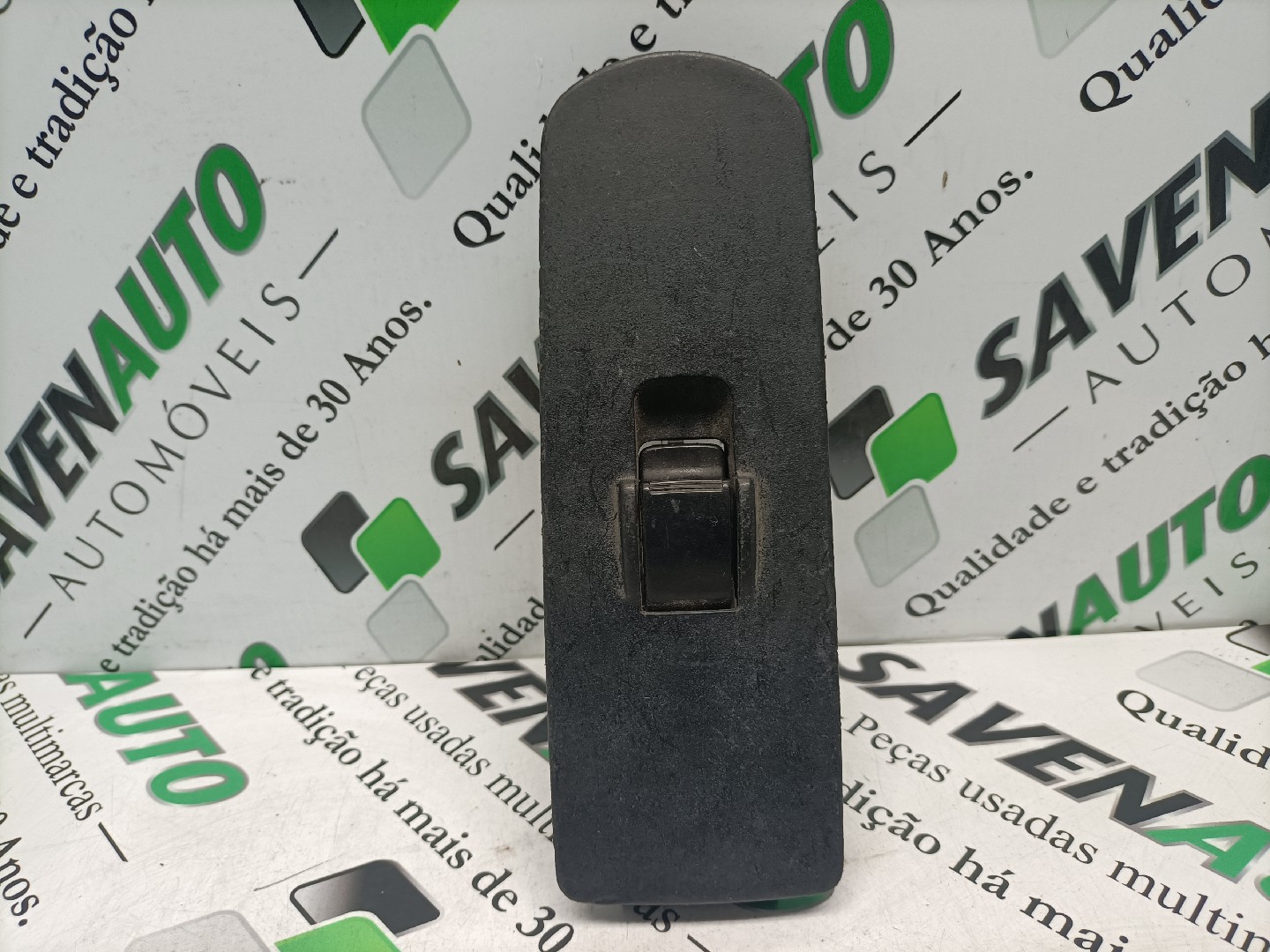 Botão / Botões / Comutador Vidro Dto MITSUBISHI COLT VI (Z3_A, Z2_A) | 02 - 12
