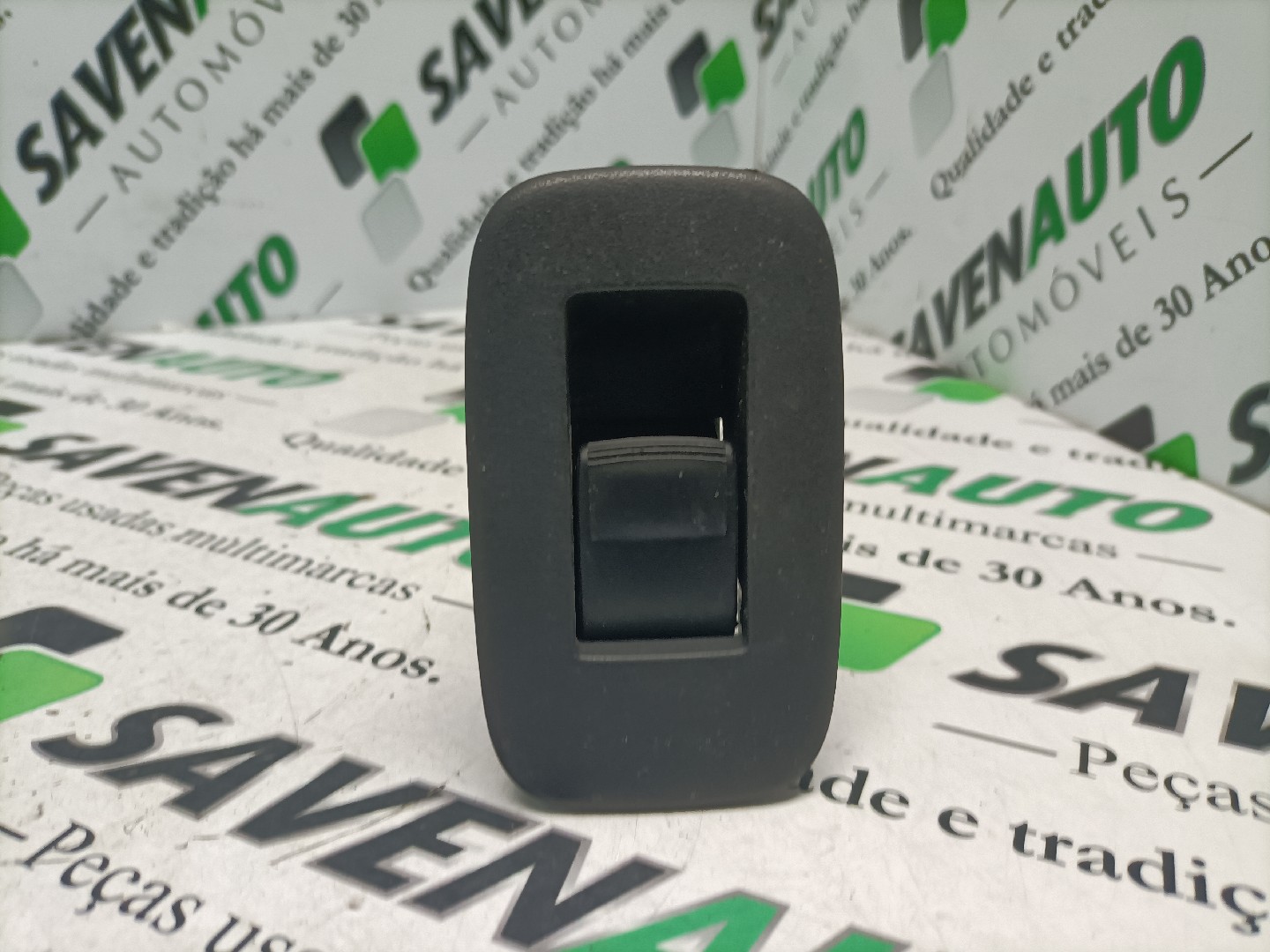 Botão / Botões / Comutador Vidro Dto TOYOTA AURIS (_E15_) | 06 - 12