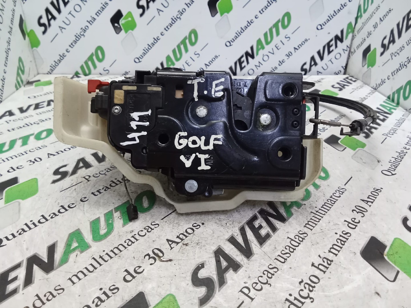 Fecho / Fechadura Porta Trás Esq VOLKSWAGEN GOLF VI (5K1) | 08 - 14