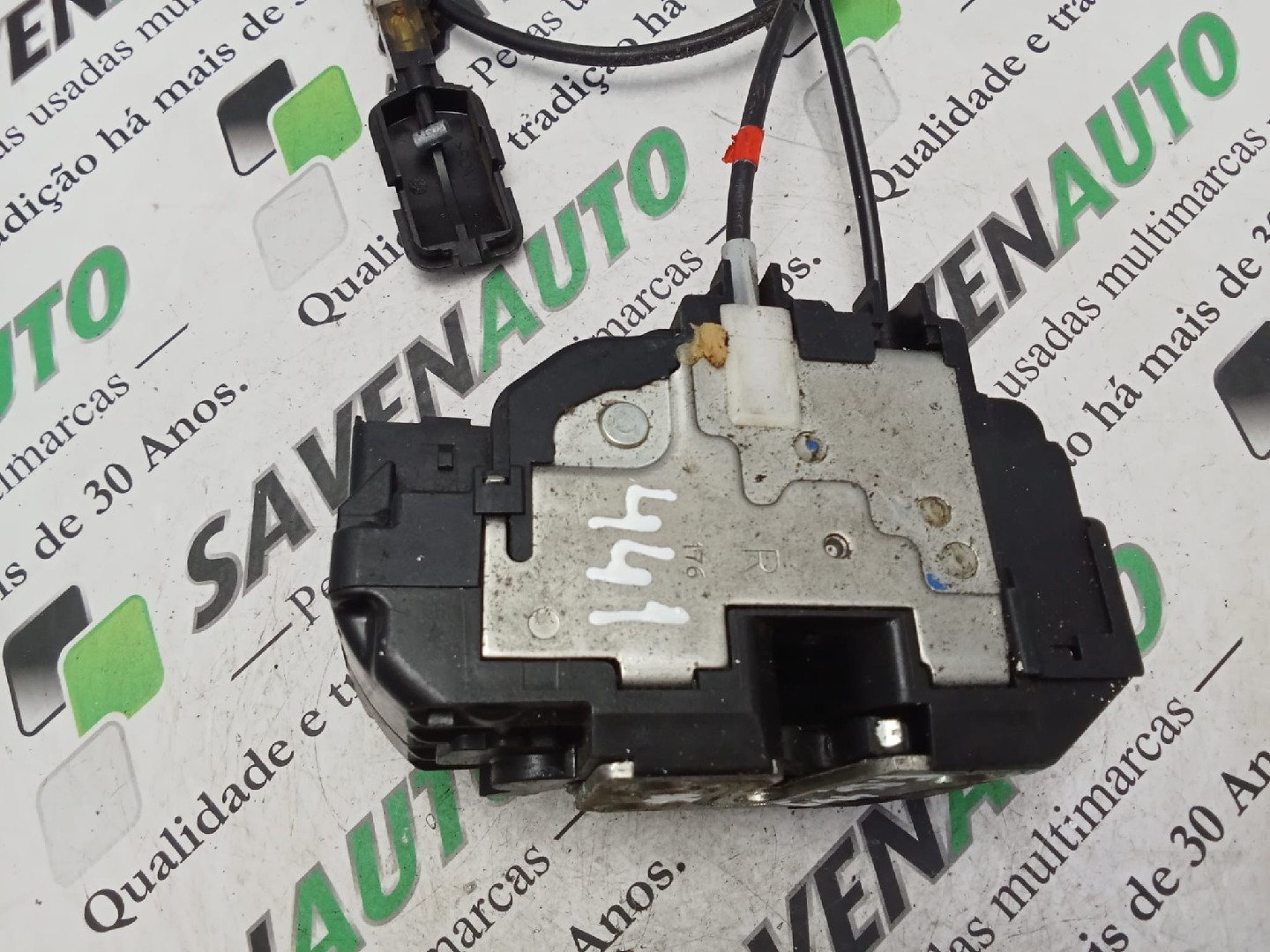 Fecho / Fechadura Porta Frente Dto NISSAN NOTE (E11, NE11) | 05 - 13
