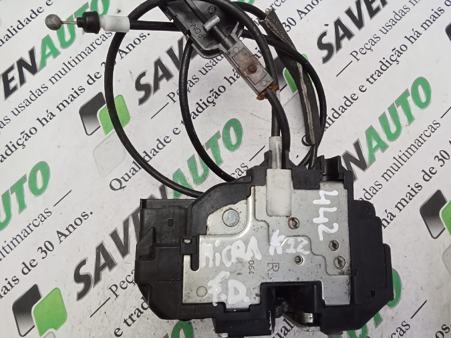 Fecho / Fechadura Porta Frente Dto NISSAN MICRA III (K12) | 02 - 10