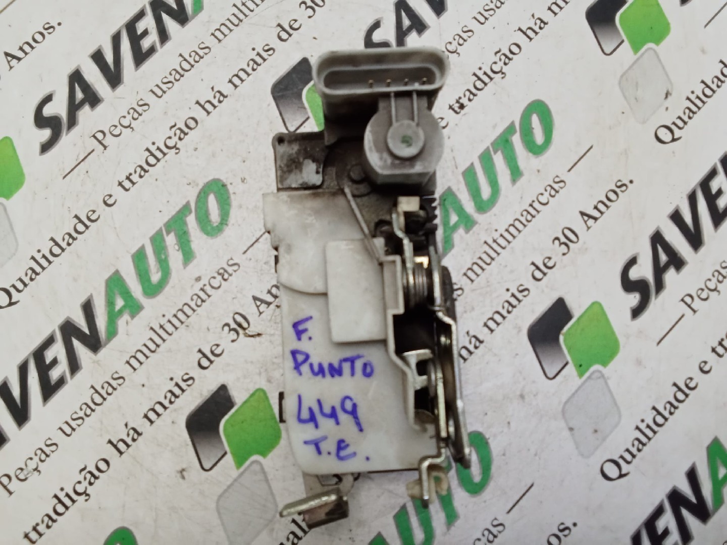 Fecho / Fechadura Porta Trás Esq FIAT PUNTO (188_) | 99 - 12