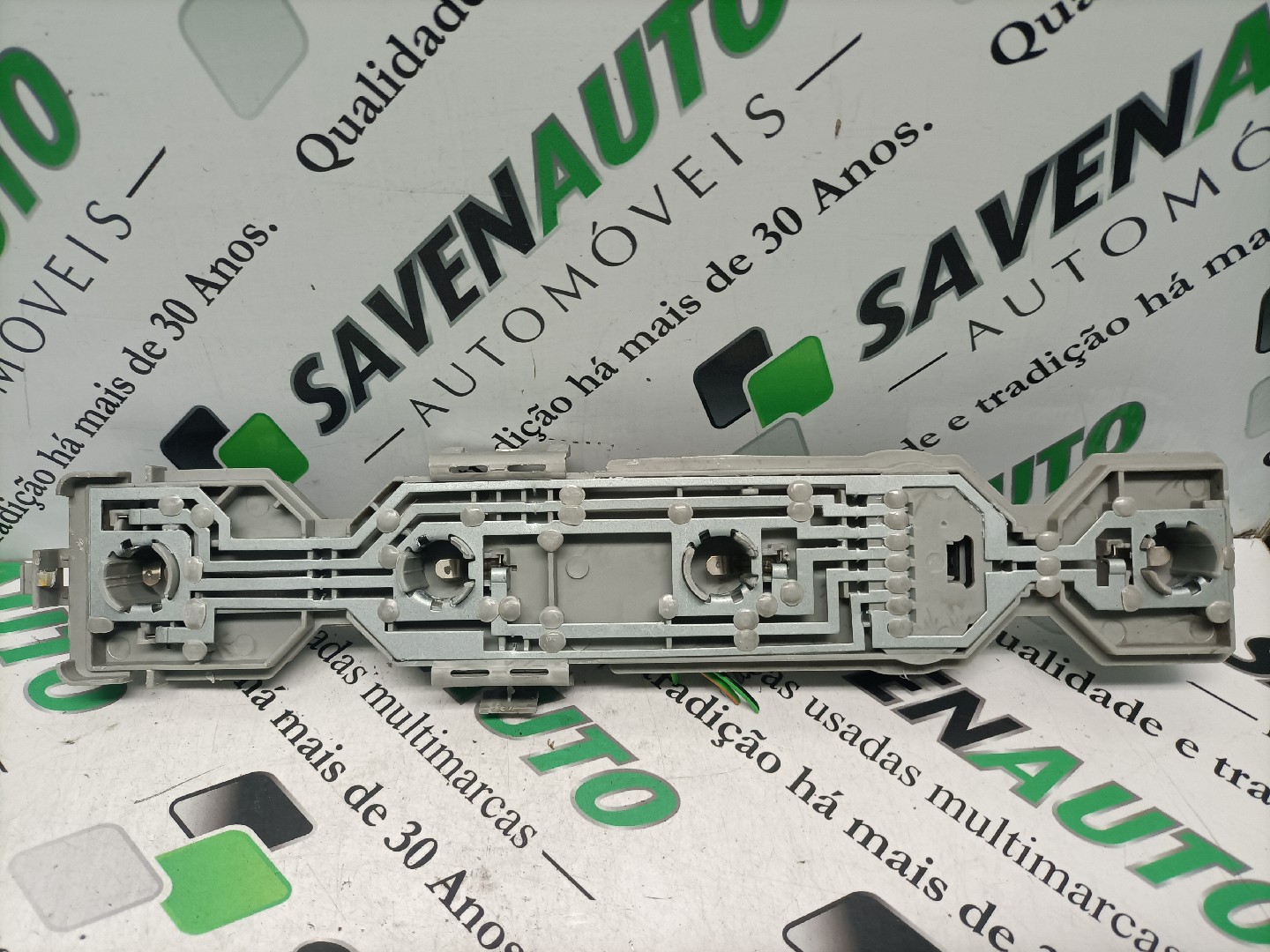 Suporte Lâmpadas Farolim FORD TRANSIT CONNECT (P65_, P70_, P80_) | 02 - 