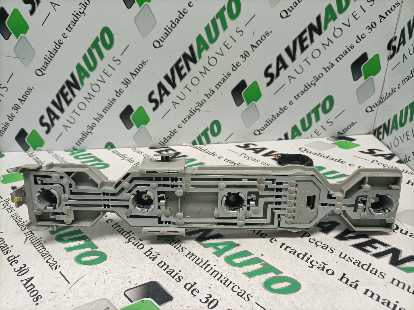 Suporte Lâmpadas Farolim FORD TRANSIT CONNECT (P65_, P70_, P80_) | 02 - 