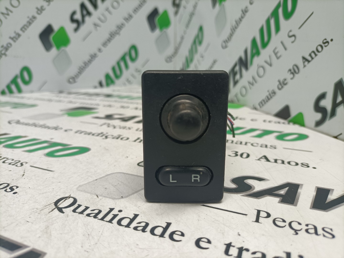 Botão / Comando Regulador de Espelhos NISSAN PATROL III/2 Station Wagon (W260) | 88 - 98