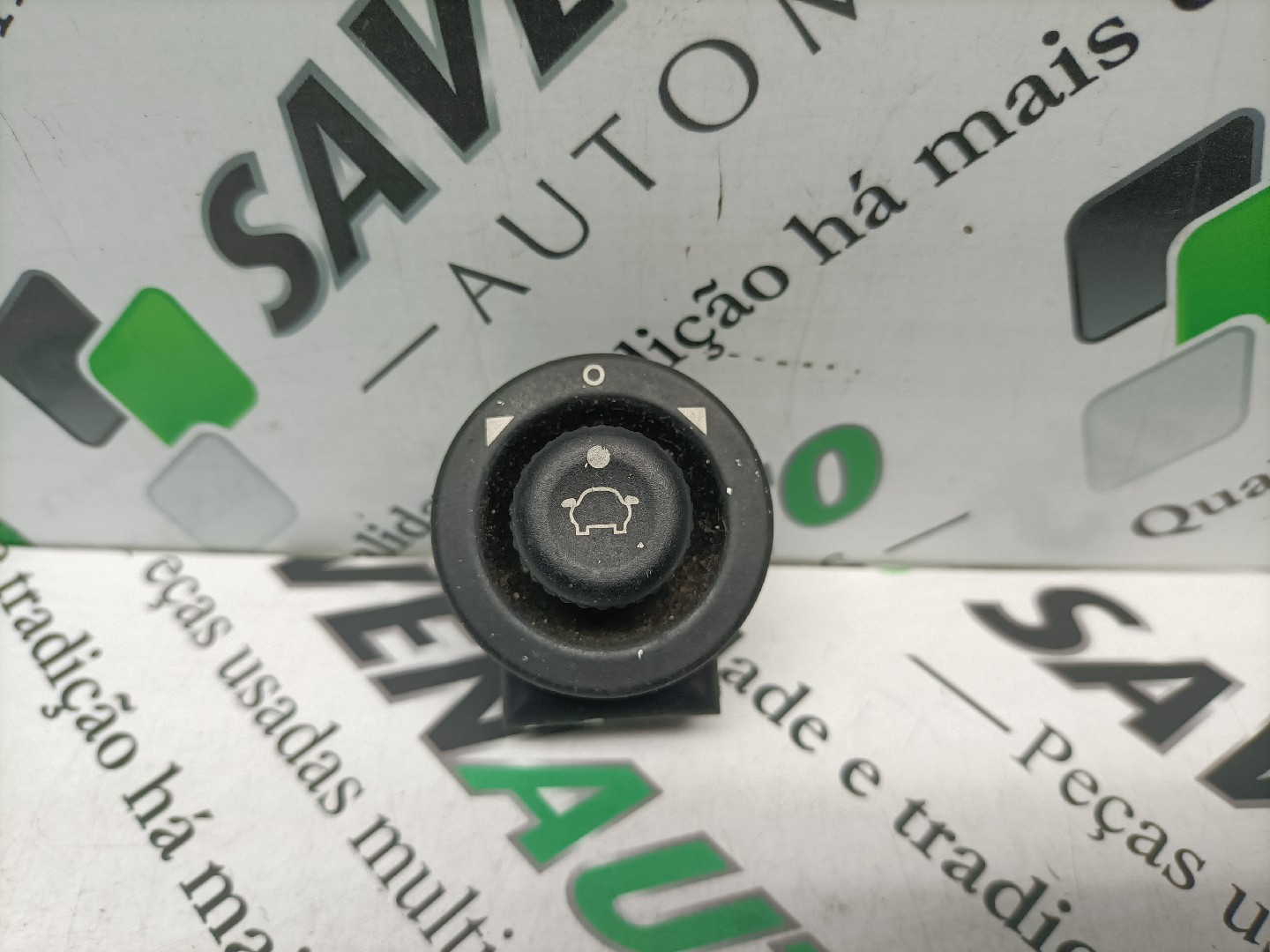 Botão / Comando Regulador de Espelhos FORD FOCUS (DAW, DBW) | 98 - 09