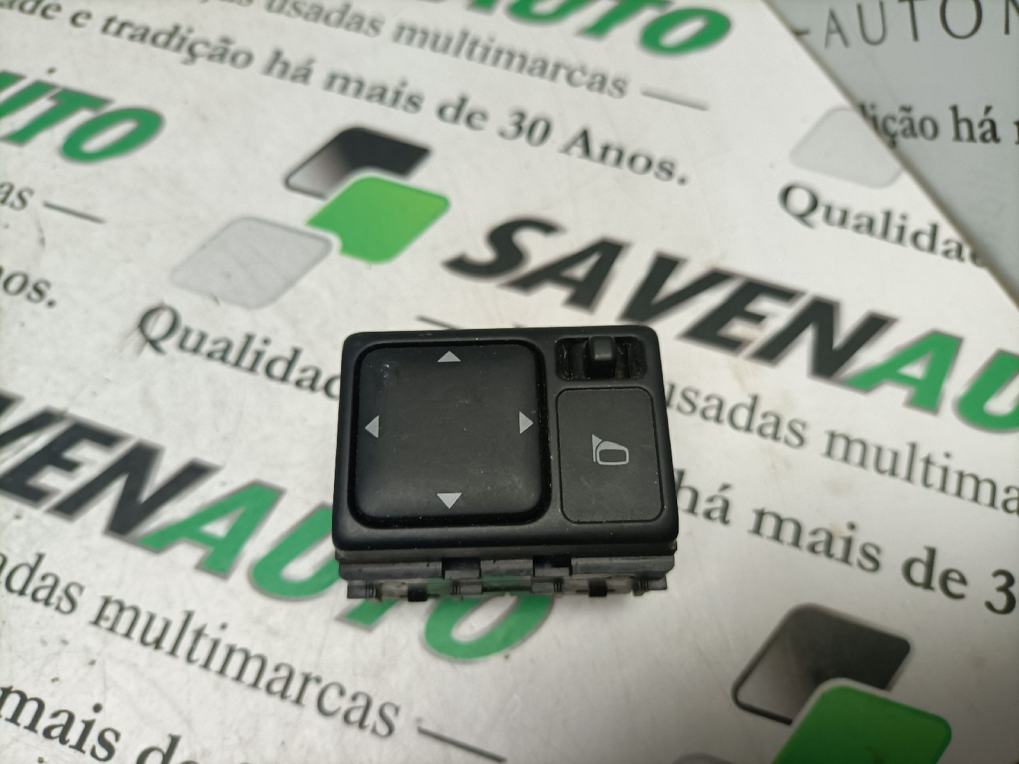 Botão / Comando Regulador de Espelhos NISSAN MICRA III (K12) | 02 - 10