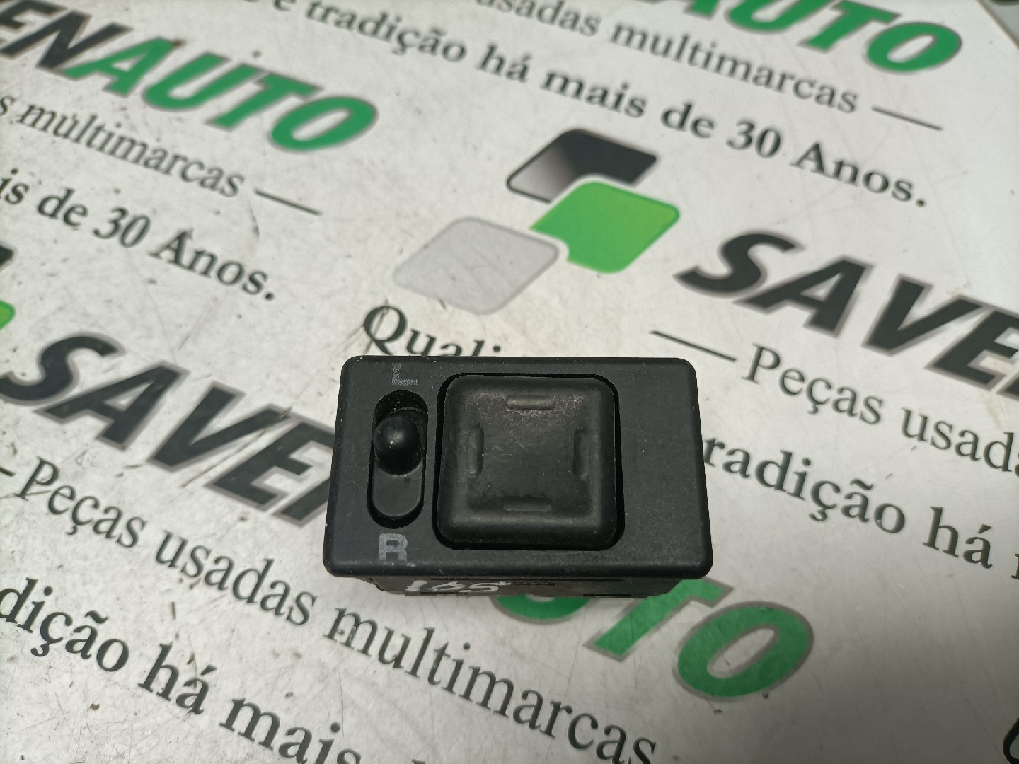 Botão / Comando Regulador de Espelhos NISSAN PRIMERA (P12) | 02 - 